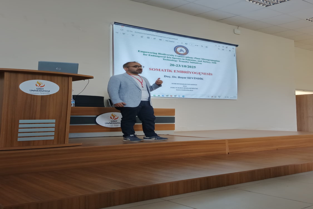 Doç. Dr. Başar Sevindik Filistin ile birlikte yürütülen projenin eğitim aşaması kapsamında lisans ve lisansüstü öğrenciler ile gerçekleştirilen Doku kültürü workshop